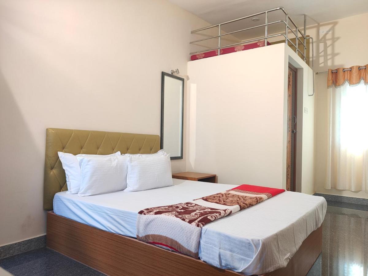 S3 Beach House Пондичерри Экстерьер фото